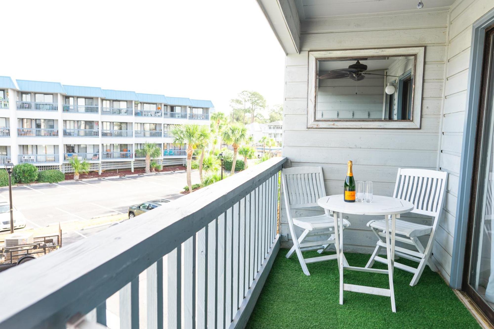 Private Balcony - Beach - Pool And Pickleball タイビーアイランド エクステリア 写真