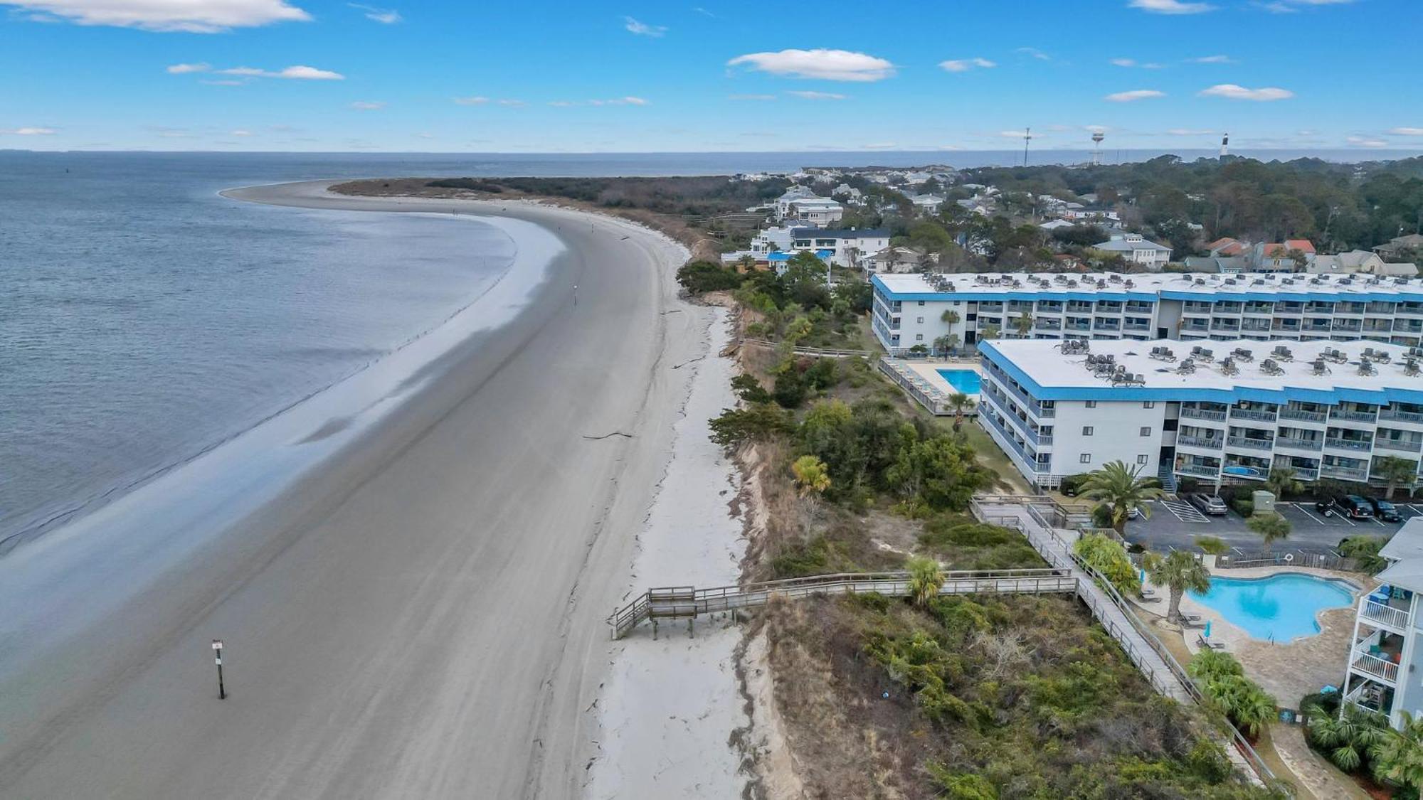 Private Balcony - Beach - Pool And Pickleball タイビーアイランド エクステリア 写真